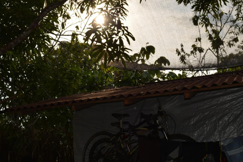 Xingu Camping Site Летисия Екстериор снимка